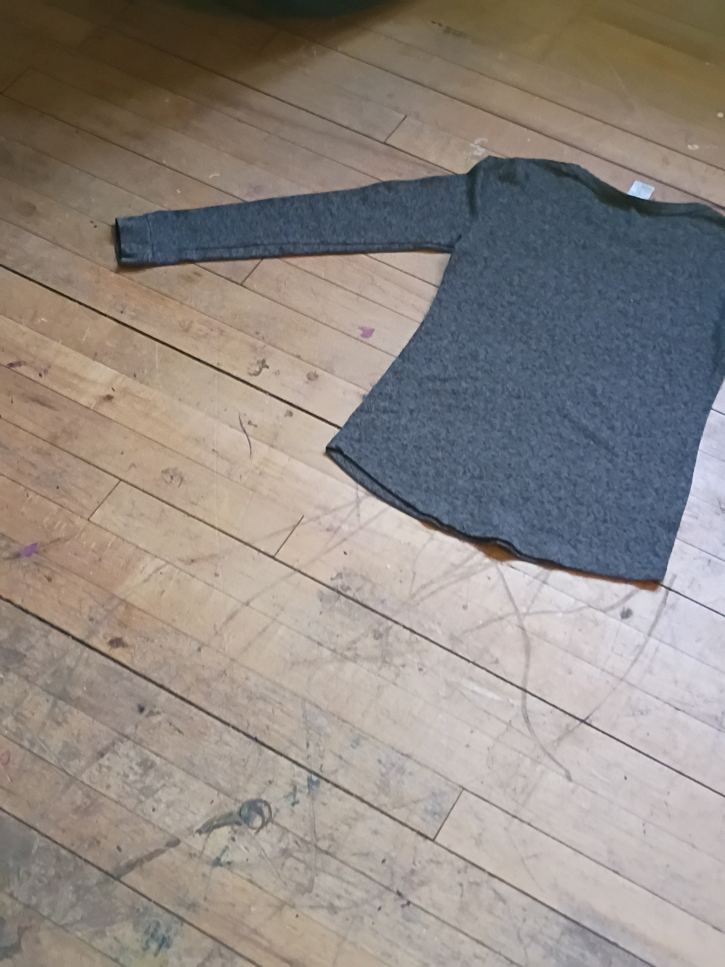 Long sleeve shirt